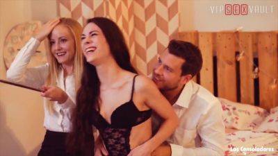 Andy Stone - Arwen Gold & Sicilia Model Get Wild in FFM Threesome Party - sexu.com - Russia